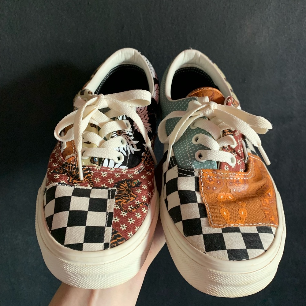 Vans Era Tiger Patchwork Size 7, EXCELLENT LIKE NEW with original box